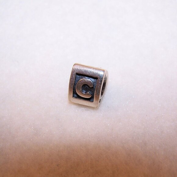 PANDORA Sterling Silver Alphabet Initial C Charm - Design 790323C - Picture 1 of 4
